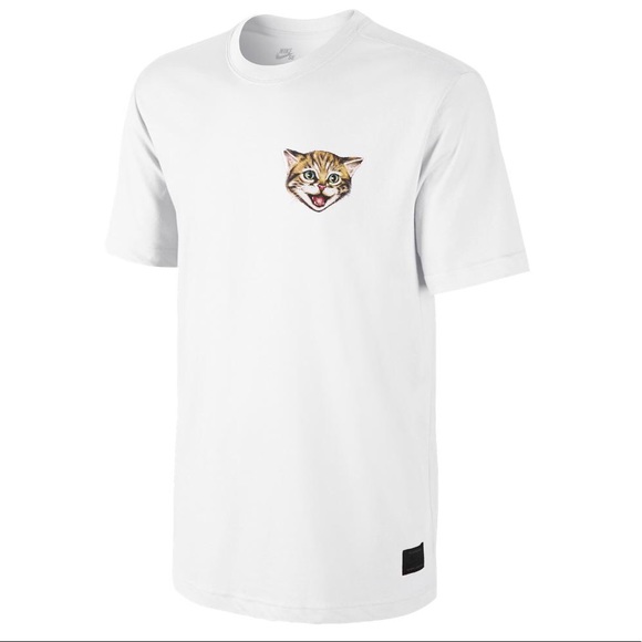 Men’s Nike cat tee - Picture 1 of 7
